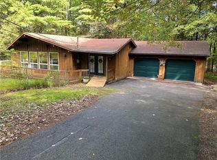 210 Milton Dr, Lehighton, PA 18235
