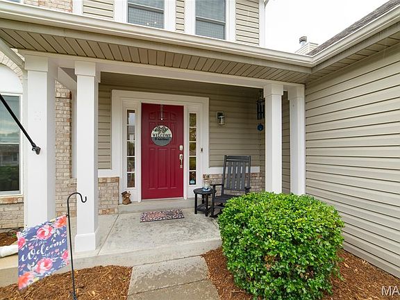 2nd image of 2543 Hickory Manor Dr