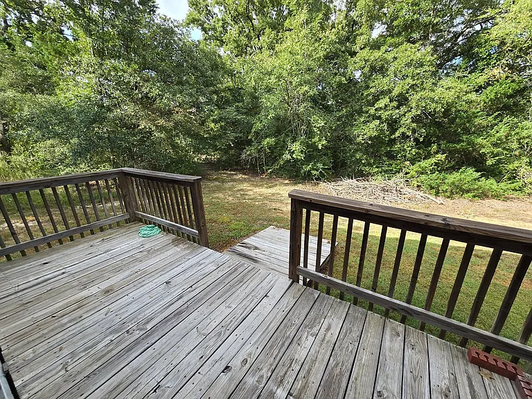 5416 Raymond Stotzer Pkwy — Photo 18