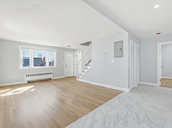 185 Suffolk Ave, Revere, MA 02151