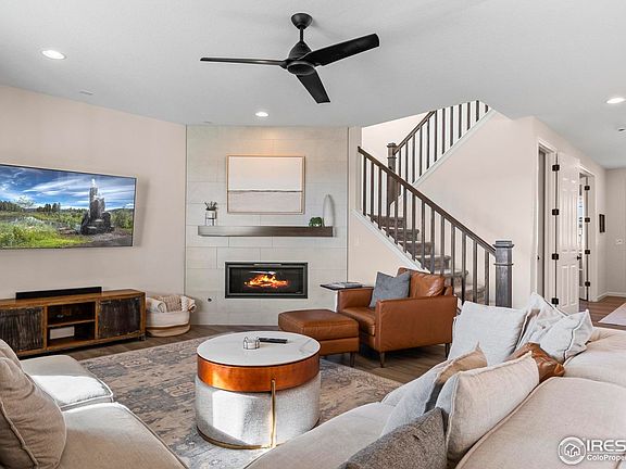 5th image of 951 Rustling St