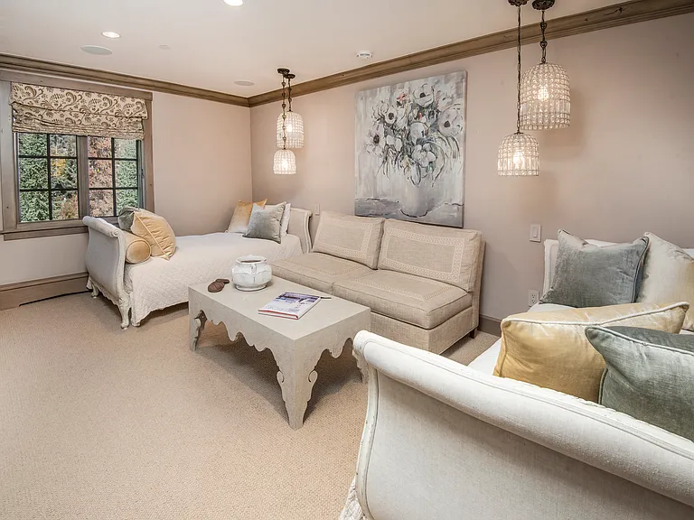 385 Gore Creek Dr #301-02 — Photo 24