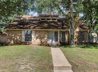 1422 Wildvalley Dr, Lewisville, TX 75067