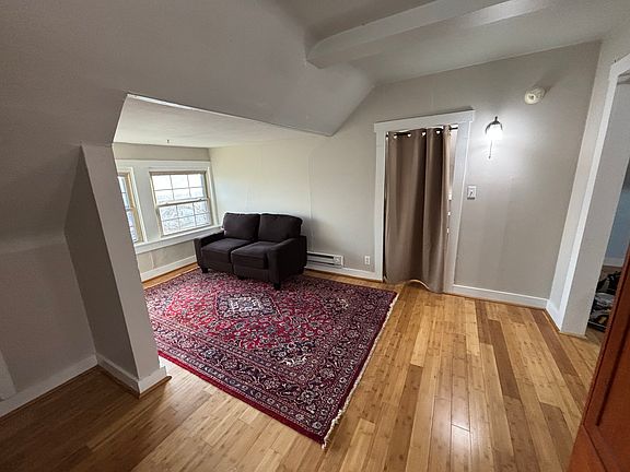 5th image of 364 E 14th Ave #364