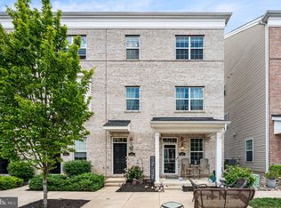 142 Fleet Ct, Bensalem, PA 19020