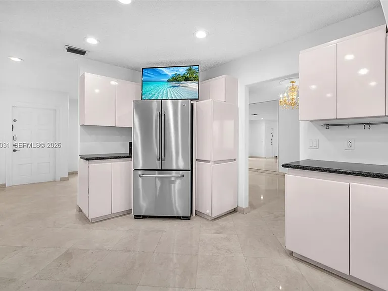 3441 N Hills Dr — Photo 18