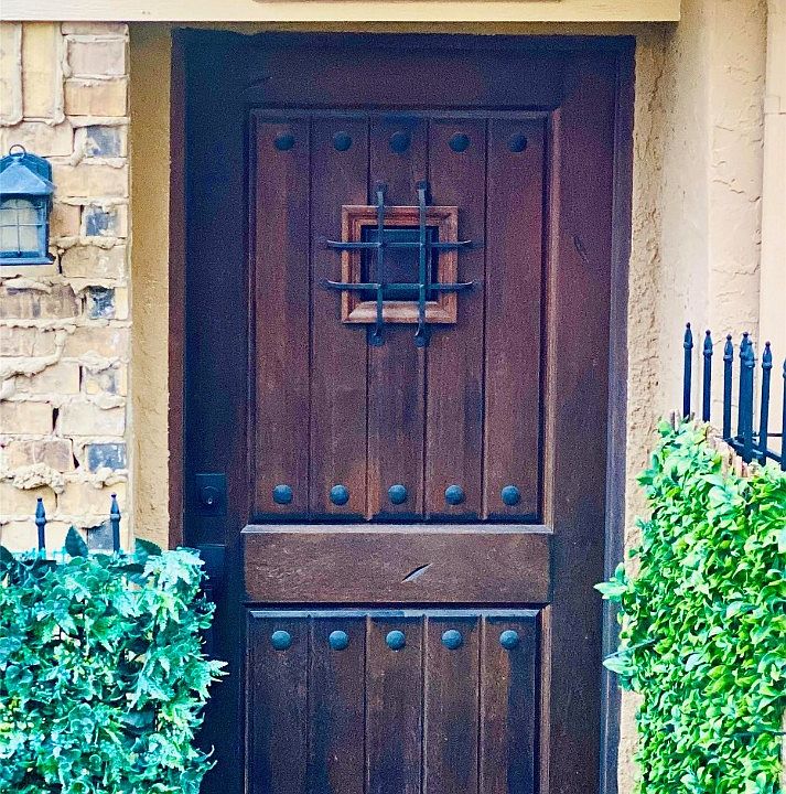 1st image of 2626 Piedras Dr
