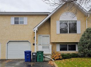 320 Heritage Cres #126, Saskatoon, SK S7H5P4