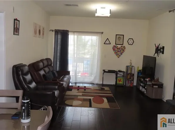 423 Micali Way #423, South Plainfield, NJ 07080
