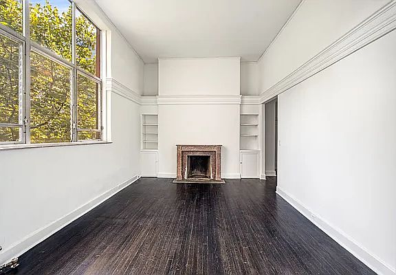5th image of 333 E 41st St #6BC