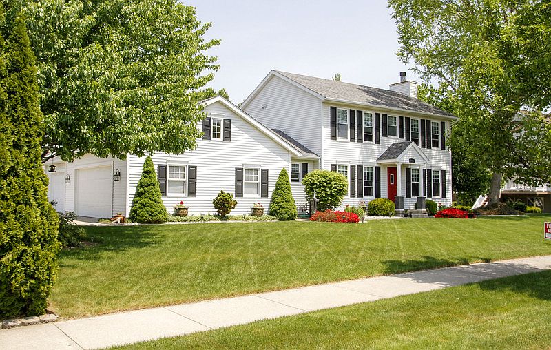 1st image of 2653 Gullmont Dr SW