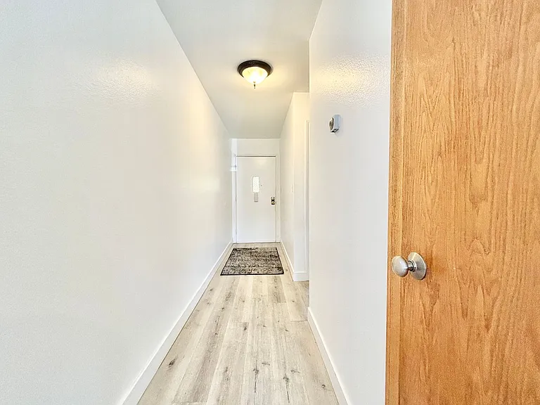 550 Ebbtide Cir — Photo 23