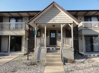 7742 Riverview Dr APT 204, Jenison, MI 49428