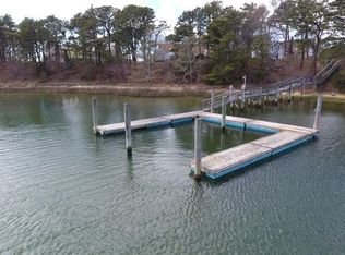 92 Cove Rd, South Dennis, MA 02660