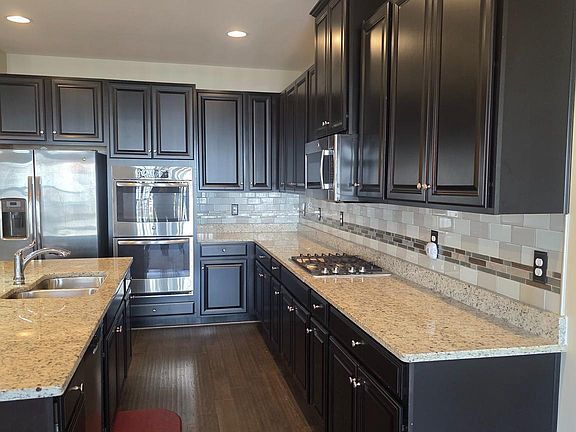 5th image of 435 Goodwick Dr