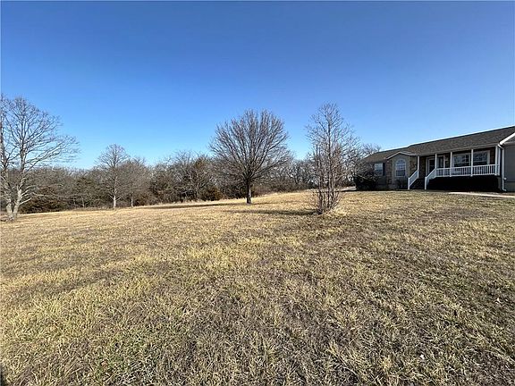 4th image of 529 SE 30th Rd