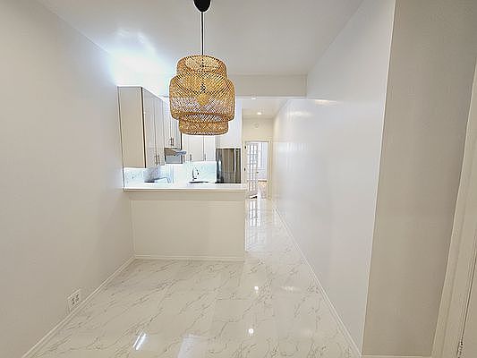 2nd image of 130 N 10th St APT 1R