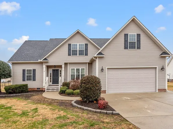 35 Ellas Ln, Clayton, NC 27520