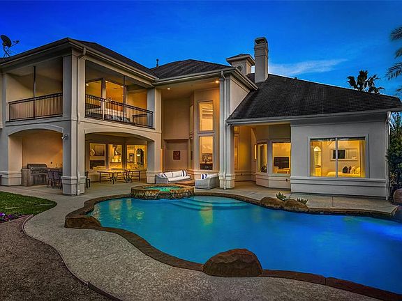2nd image of 5906 Laguna Falls Ct
