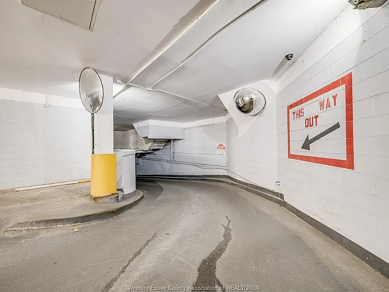 540 Ouellette Ave #5B — Photo 33