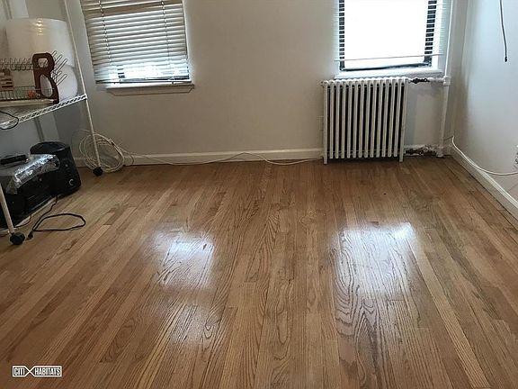 5th image of 3074 32nd St APT 15