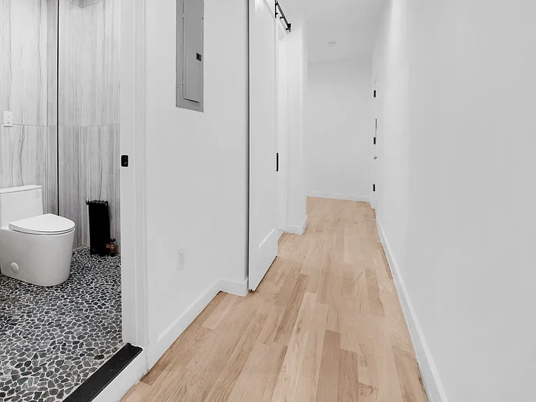 251 W 92nd St #7B — Photo 13