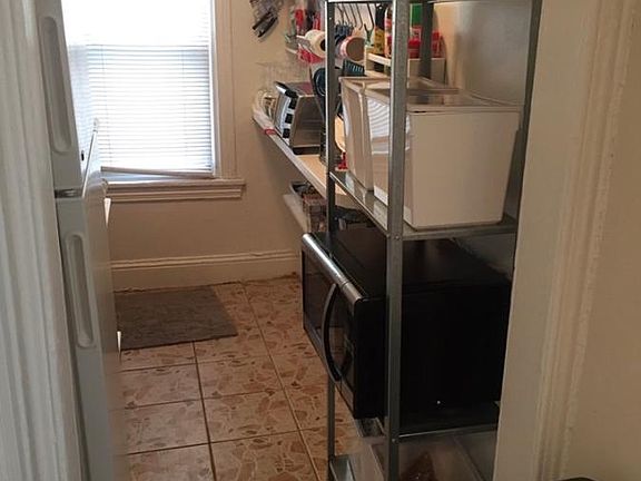 3rd image of 1804 Fairmount Ave #2F