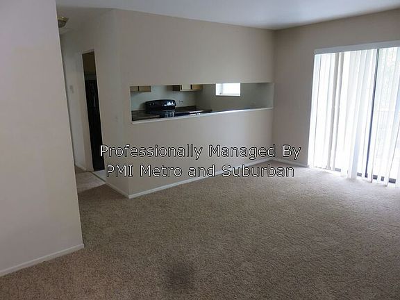 4th image of 1375 N Winslowe Dr