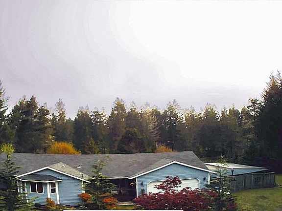 3rd image of 120 E Bald Eagle Dr