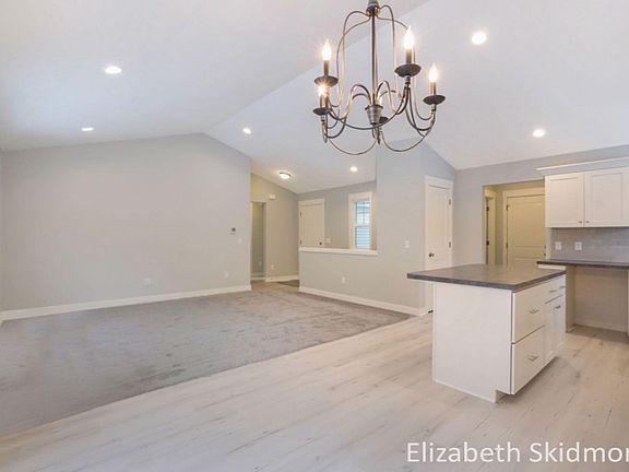 3rd image of 13143 Spruce Ridge Dr NE