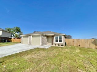 1704 Castroville Trl, Copperas Cove, TX 76522