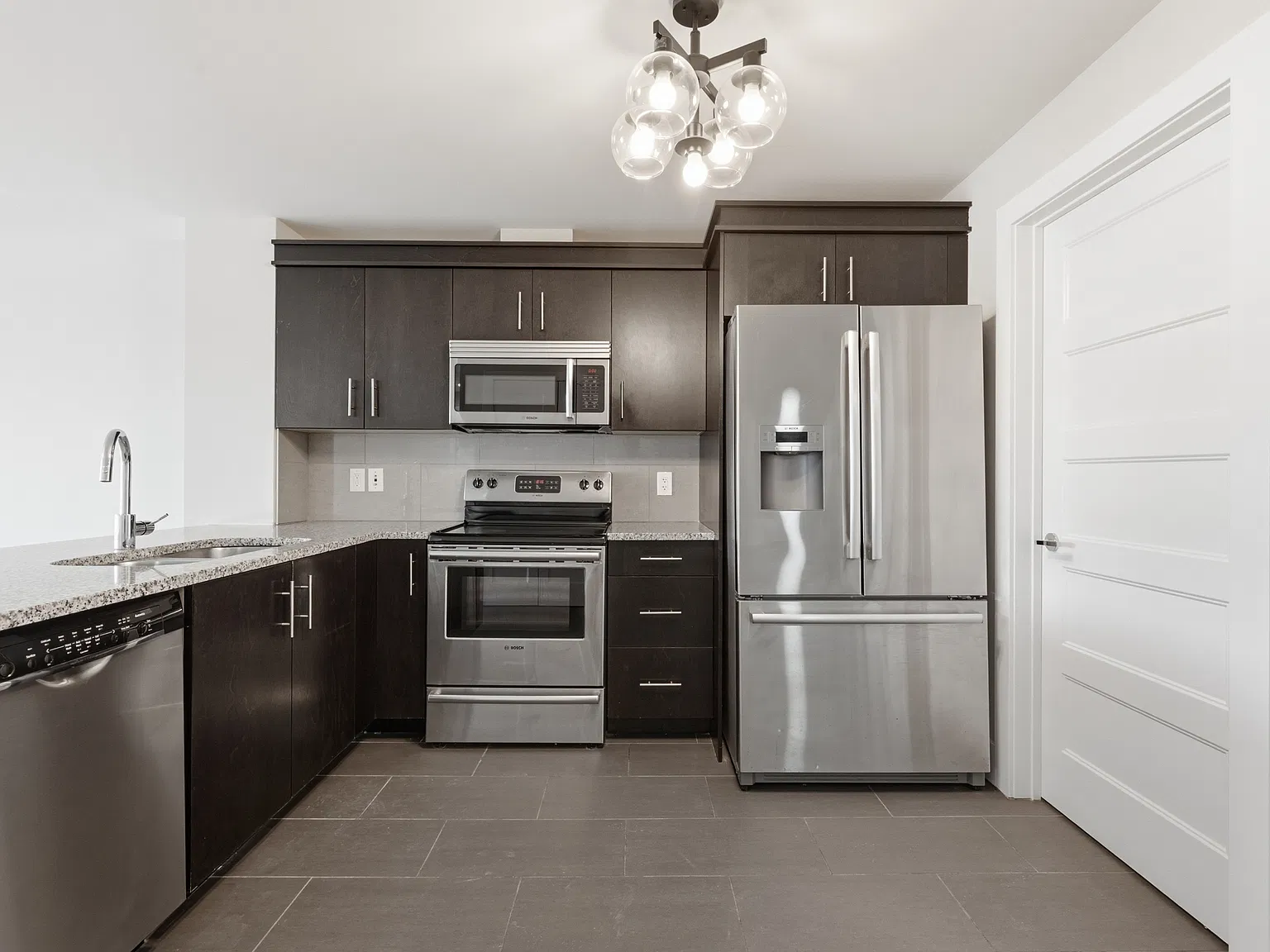 15 Kings Wharf Place Dartmouth — Photo 3