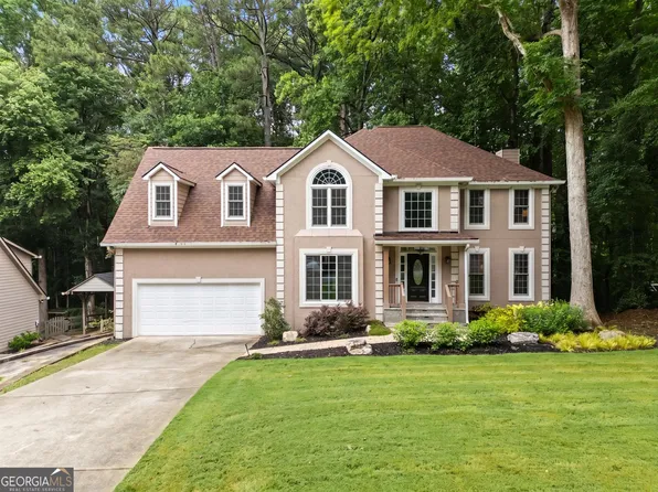 5954 Henley Dr, Powder Springs, GA 30127