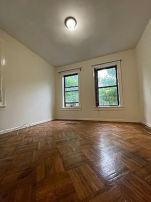 5th image of 1166 Pacific St #B1
