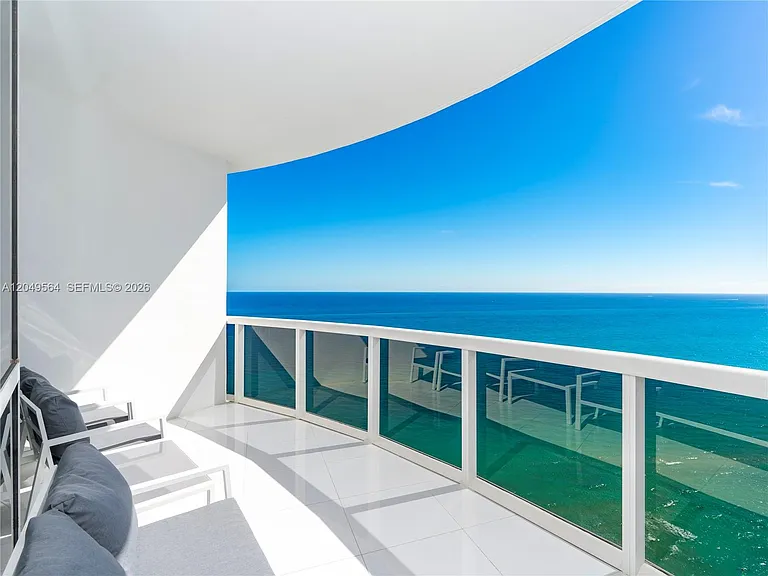 18201 Collins Ave #4709A — Photo 3