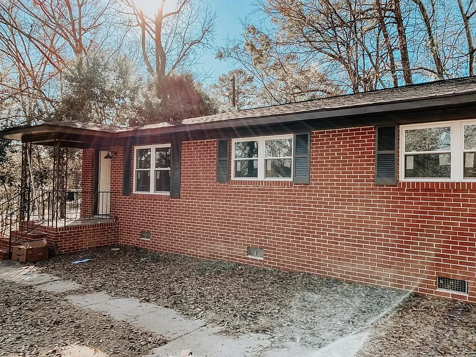 307 Harper Cir #A