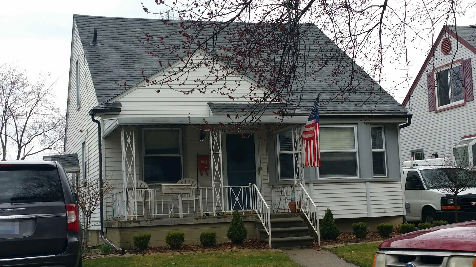 222 S Edgeworth Ave photo 1