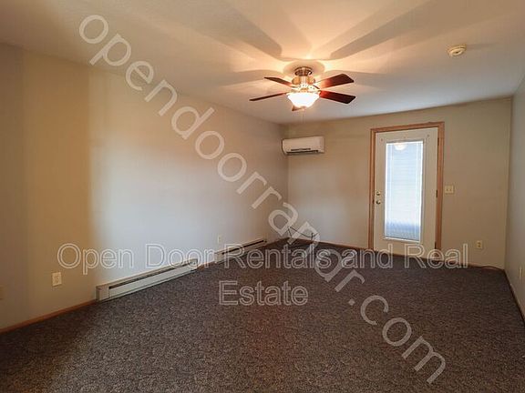 3rd image of 608 W Dennis St APT 6