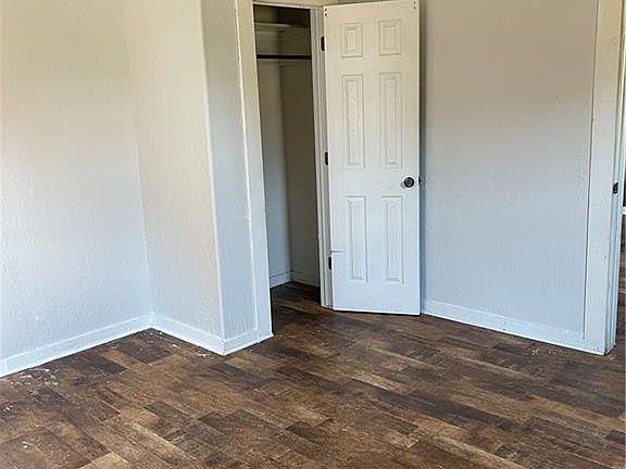 3rd image of 1505 W 2nd St