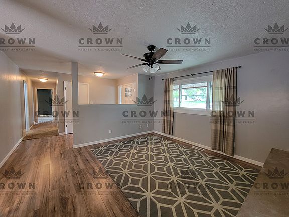 3rd image of 5522 Murray Hill Dr