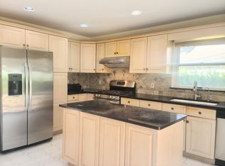 428 Highland Ave, Palisades Park, NJ 07650