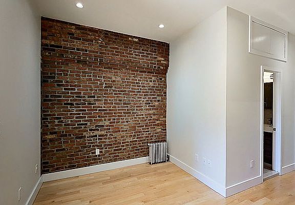 4th image of 19 Stanton St #51D