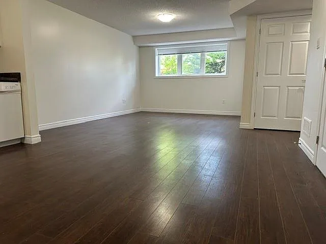 2 bed, 1.0 bath, 970 sqft, $1,595 — Photo 3