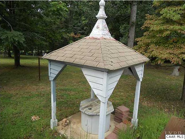 2nd image of 322 Old Graves Mill Rd