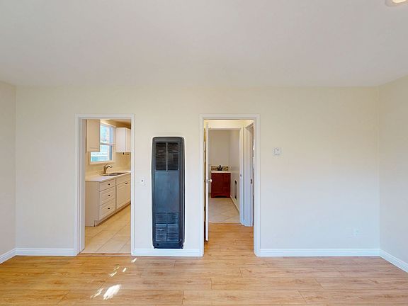 3rd image of 338-338C W Linwood Ave #338-B