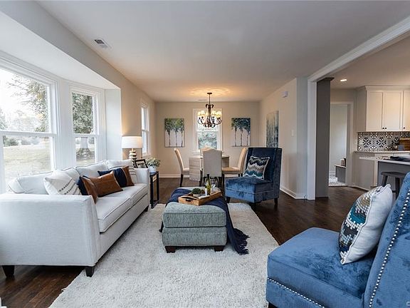 5th image of 8613 Freestone Ave