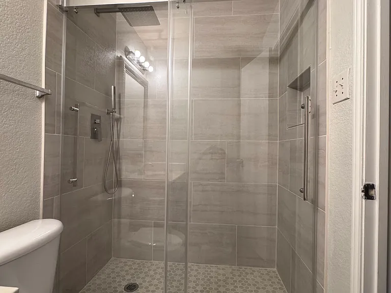 1113 Antoinette Dr — Photo 10