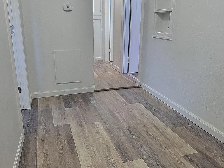 50 N University Ave #5 — Photo 3