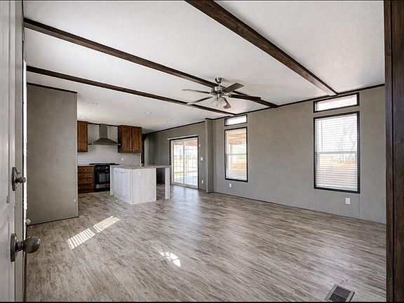 5th image of 230 Washington Ave