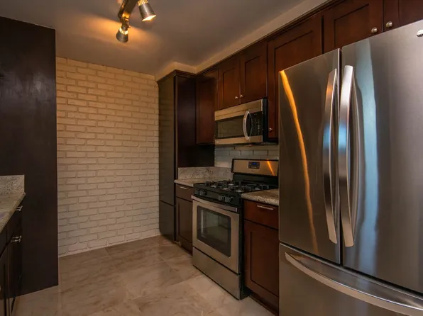 3700 Highland Dr Unit 16, Carlsbad, CA 92008